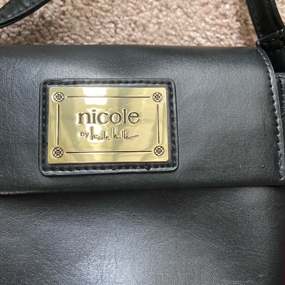Purse - Picture 2 of 4